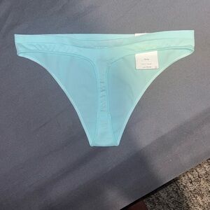 🆕 CK thongs (2pairs)